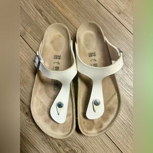Birkenstock Women's Cream Sandals